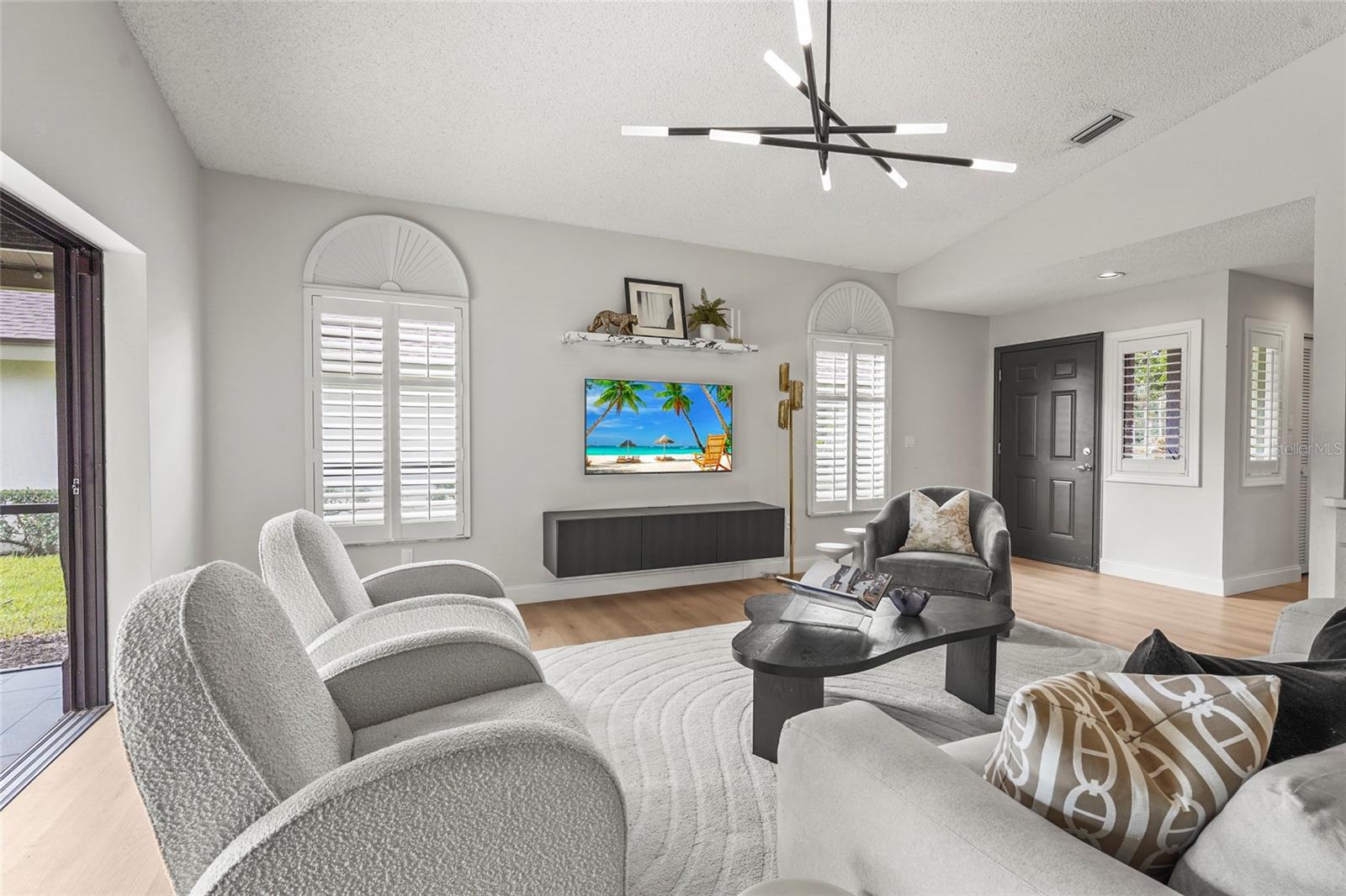 PINE TRACE CONDO - Residential