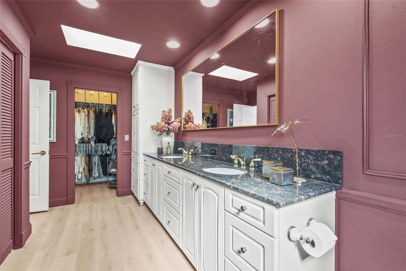 PINE TRACE CONDO - Residential