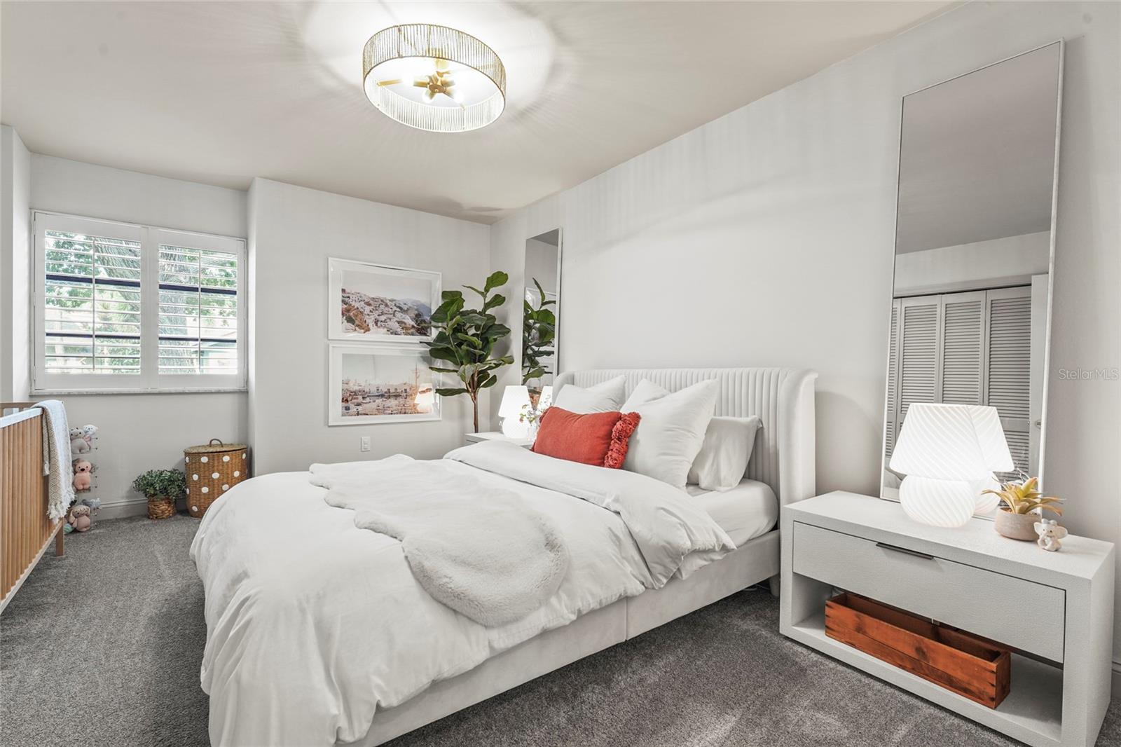 PINE TRACE CONDO - Residential