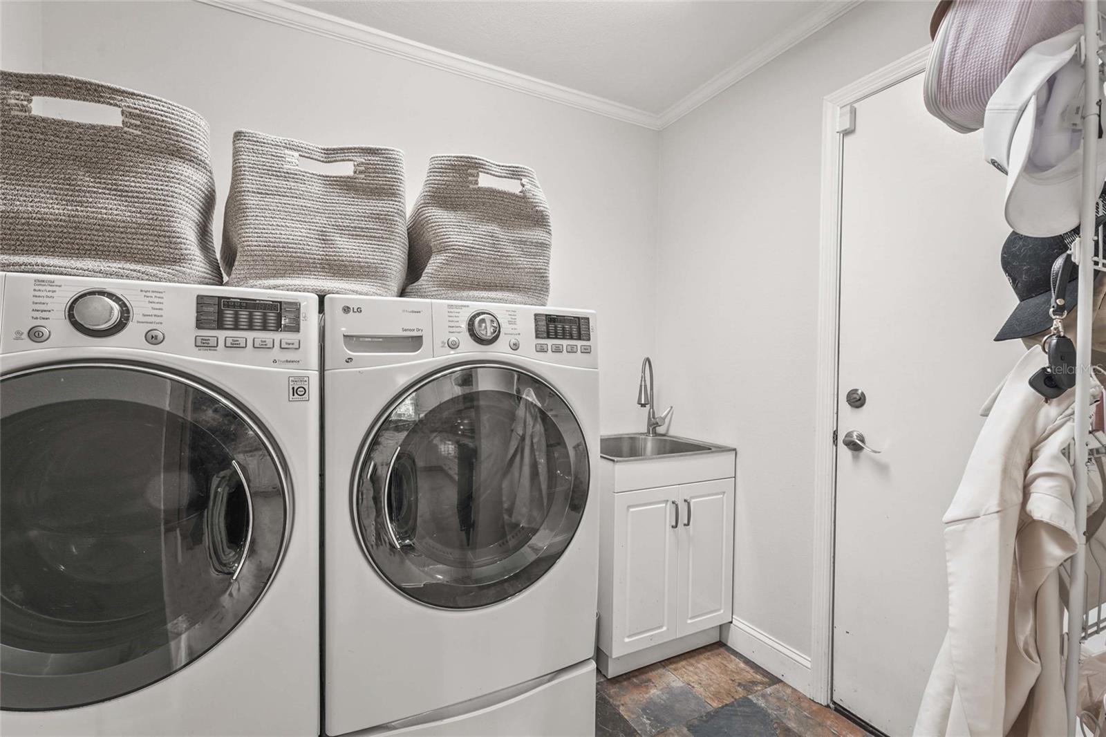 PINE TRACE CONDO - Residential