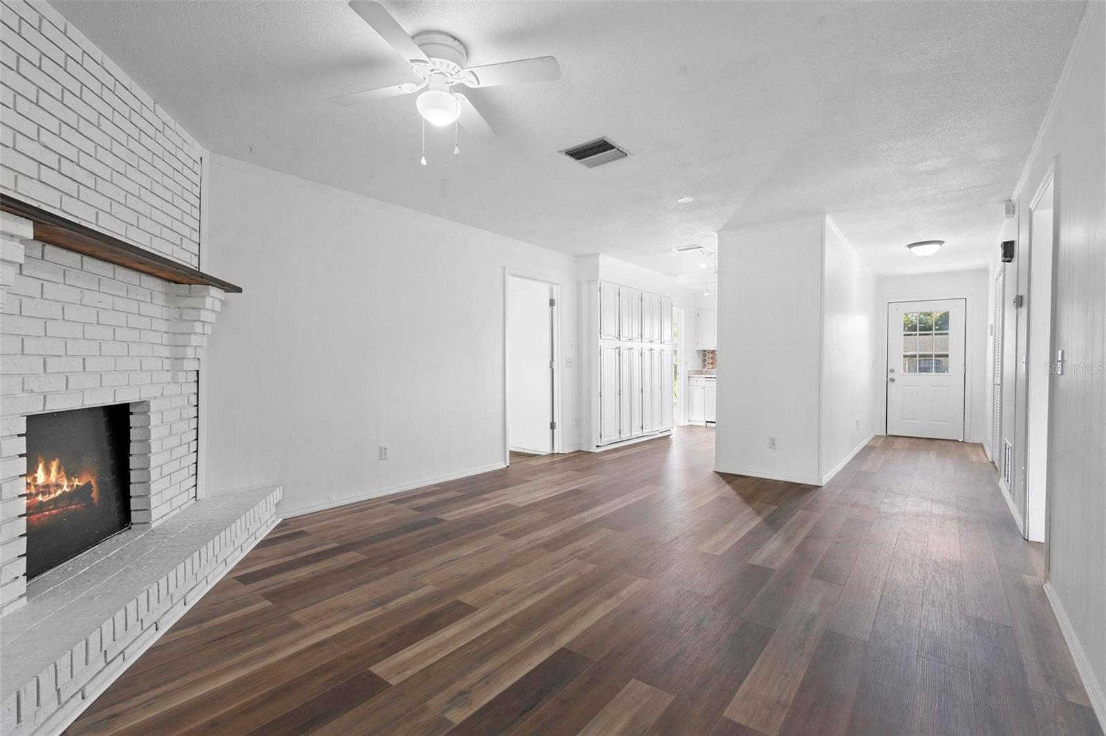 1054 ABELINE DRIVE
