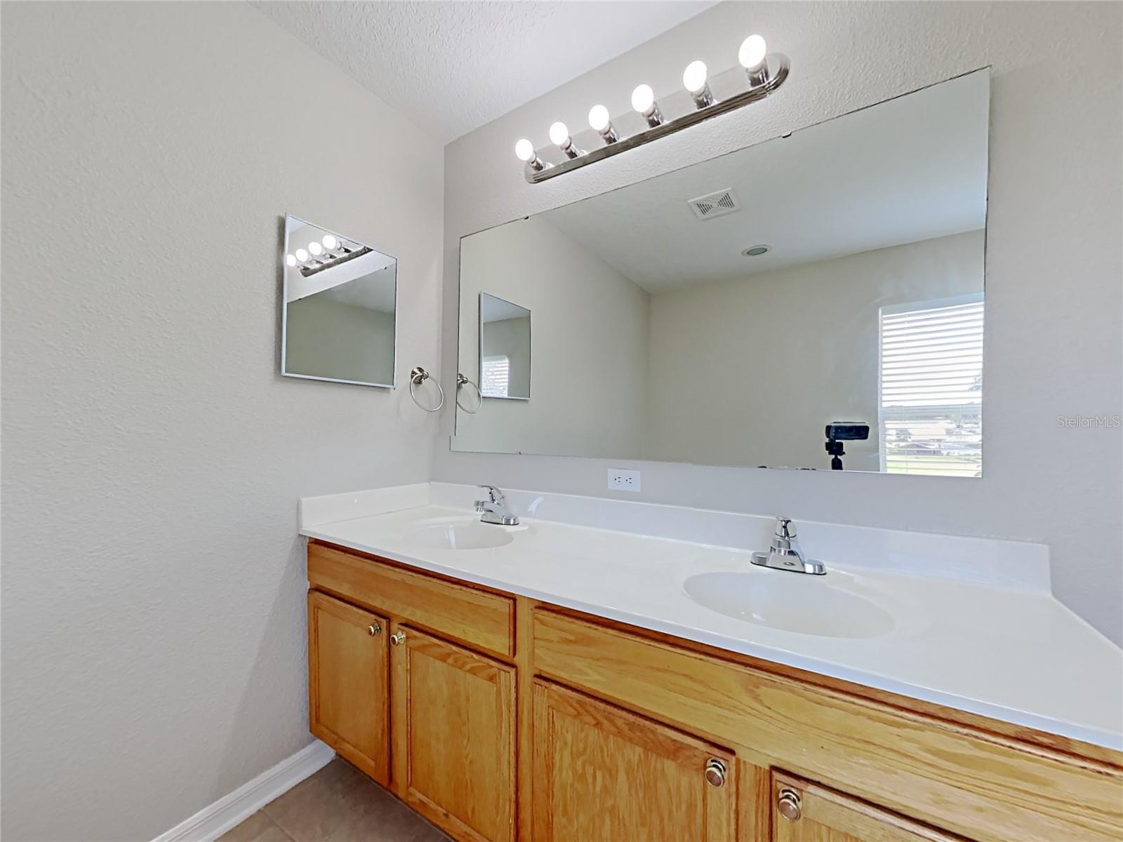 LAKE DOE COVE PH 04 A & M - Residential