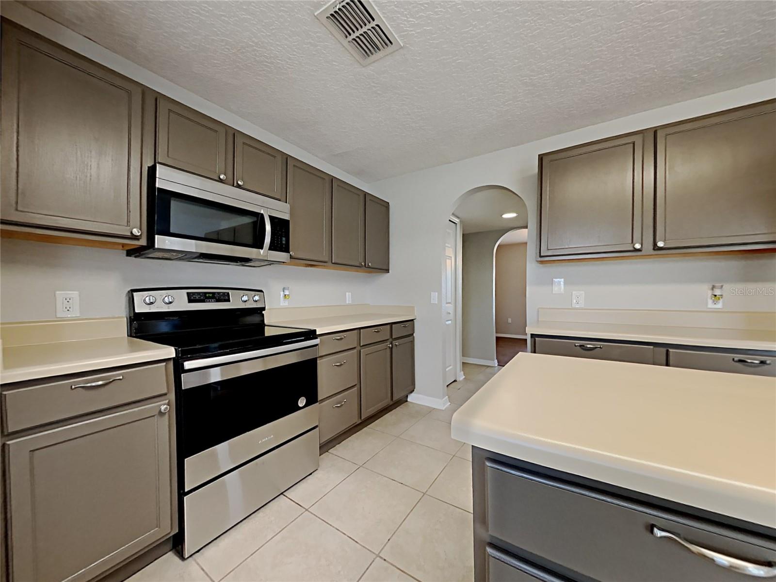 LAKE DOE COVE PH 04 A & M - Residential