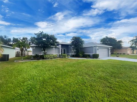 A home in LAKELAND