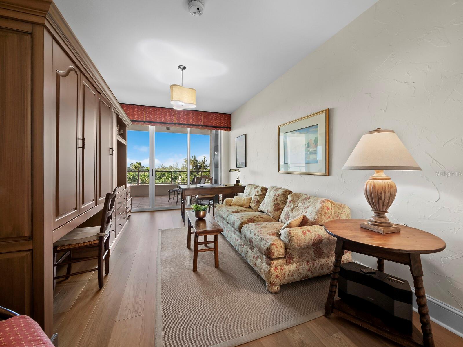 GRAND BAY 2 - Residential