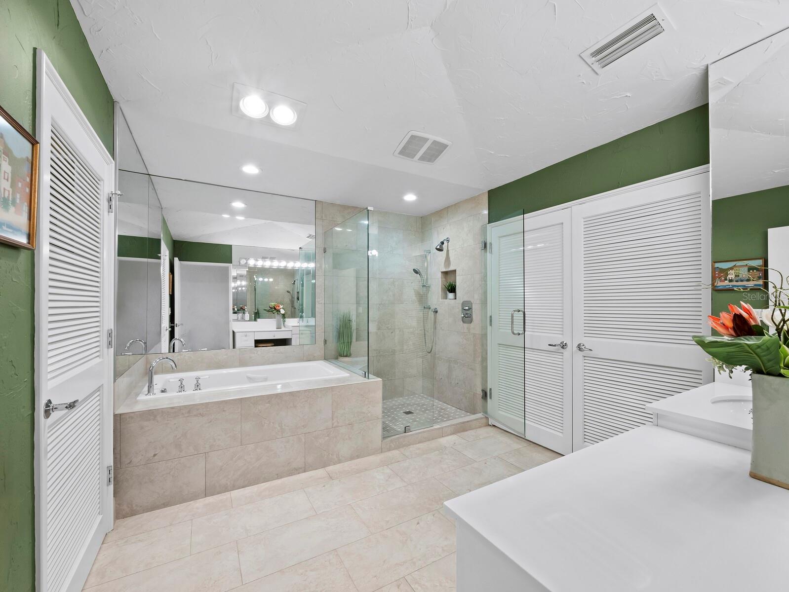 GRAND BAY 2 - Residential