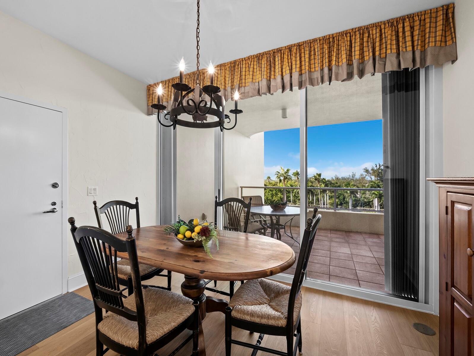 GRAND BAY 2 - Residential