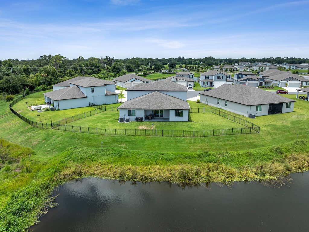 Photo of 7008 Norris Landing Place, Parrish, FL 34219 (MLS # TB8530975)