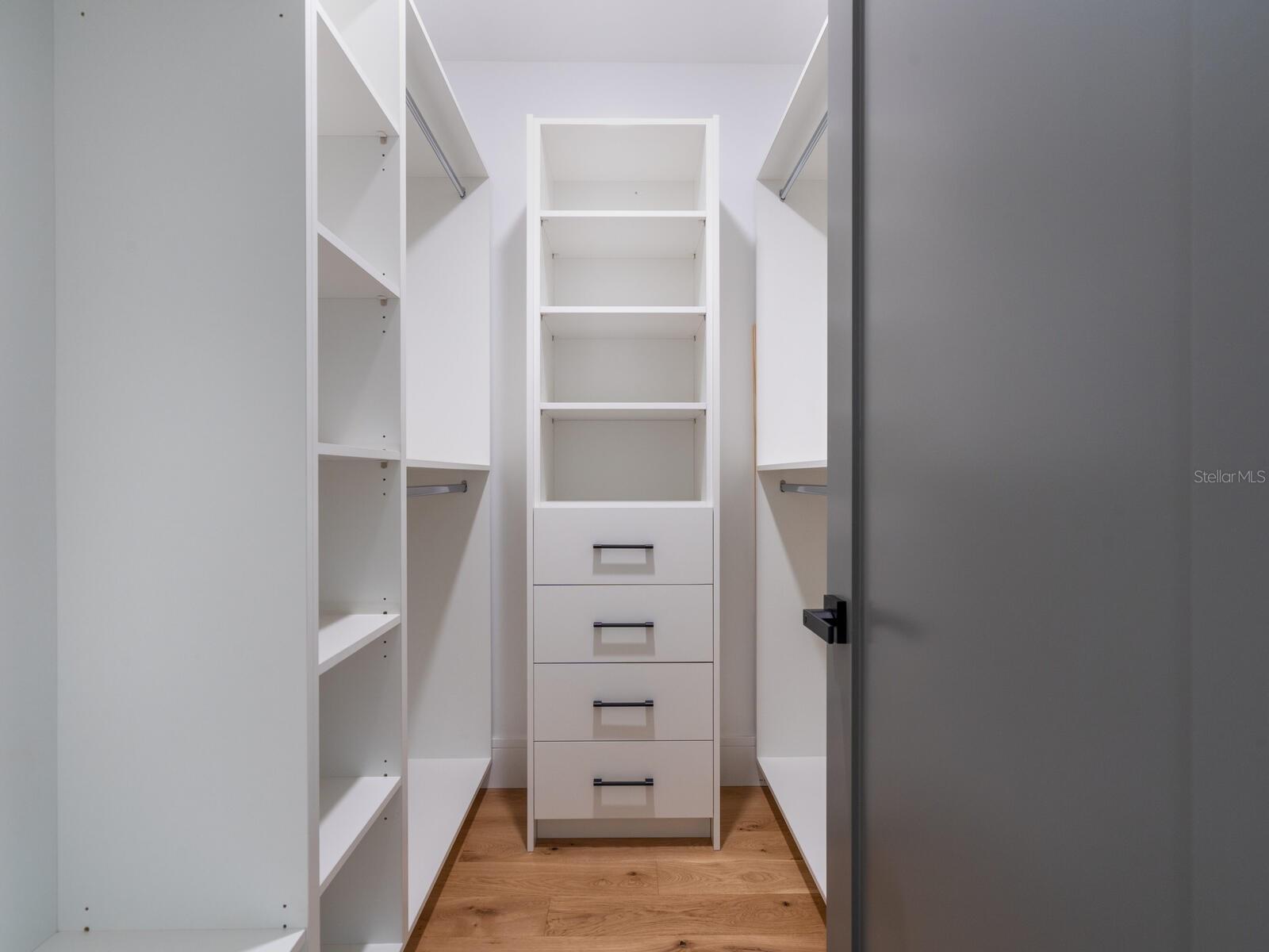 SINGLETARYS SUB - Residential Lease