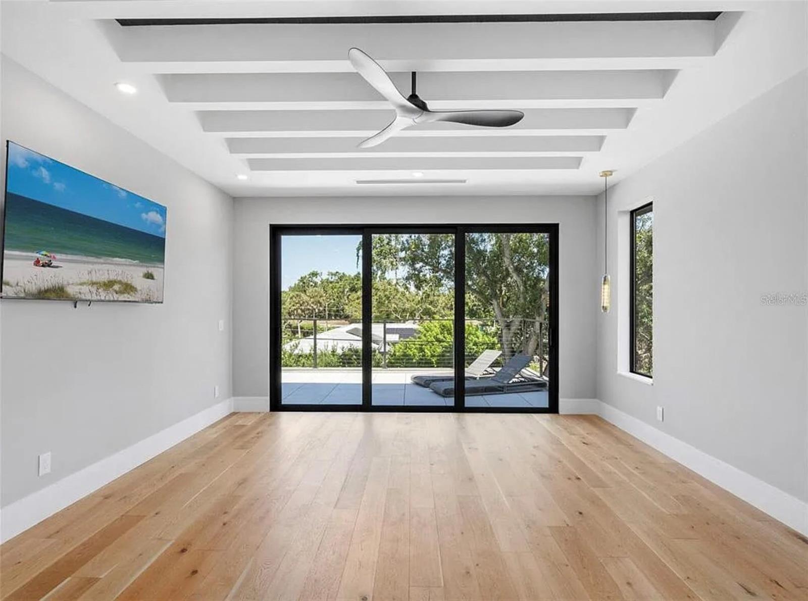 SINGLETARYS SUB - Residential Lease