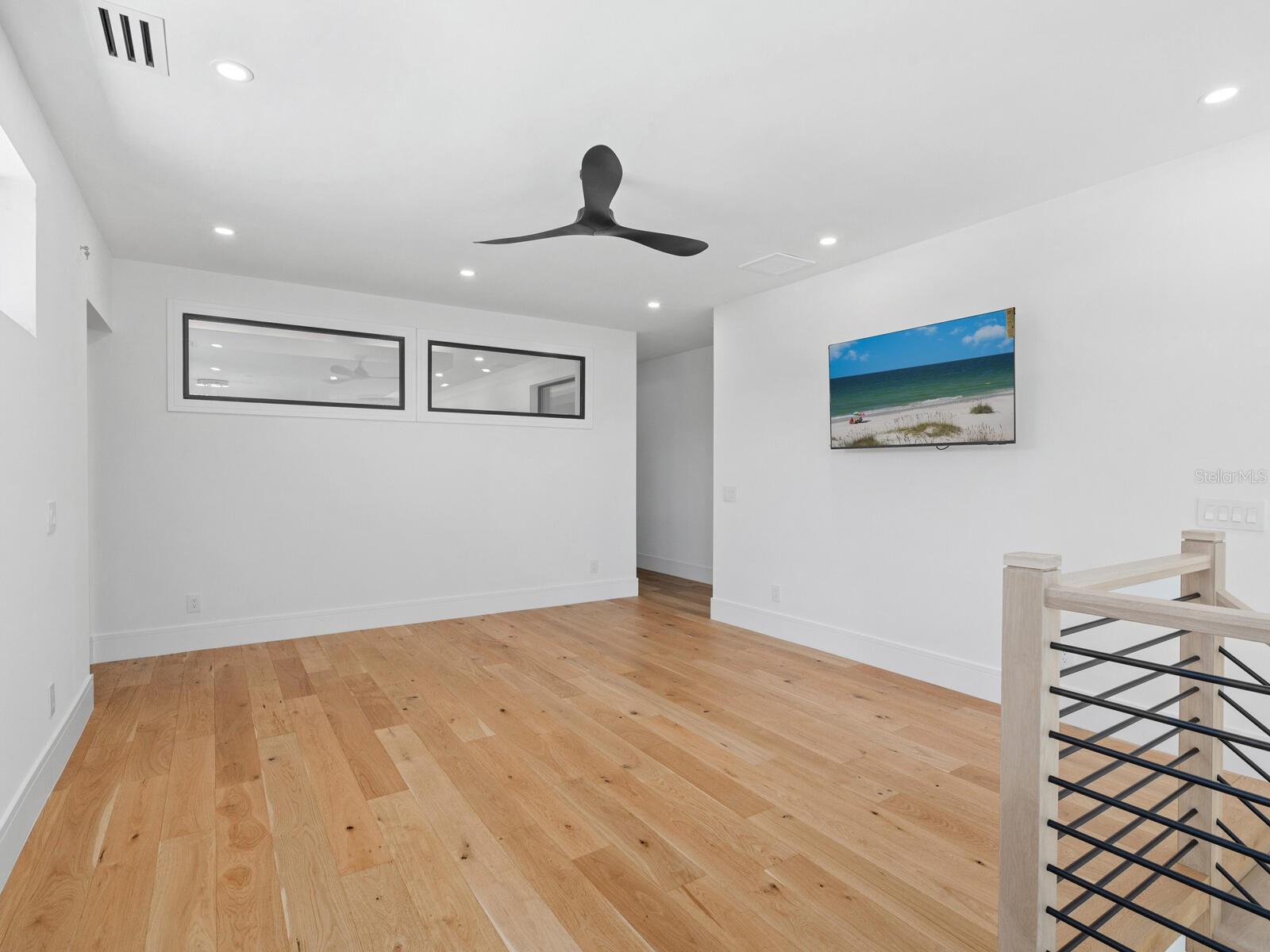 SINGLETARYS SUB - Residential Lease