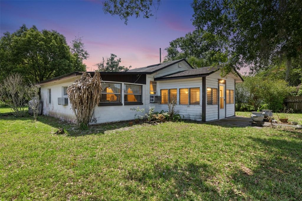 Photo of 1203 Sasoon Avenue, Orlando, FL 32803 (MLS # O6405655)