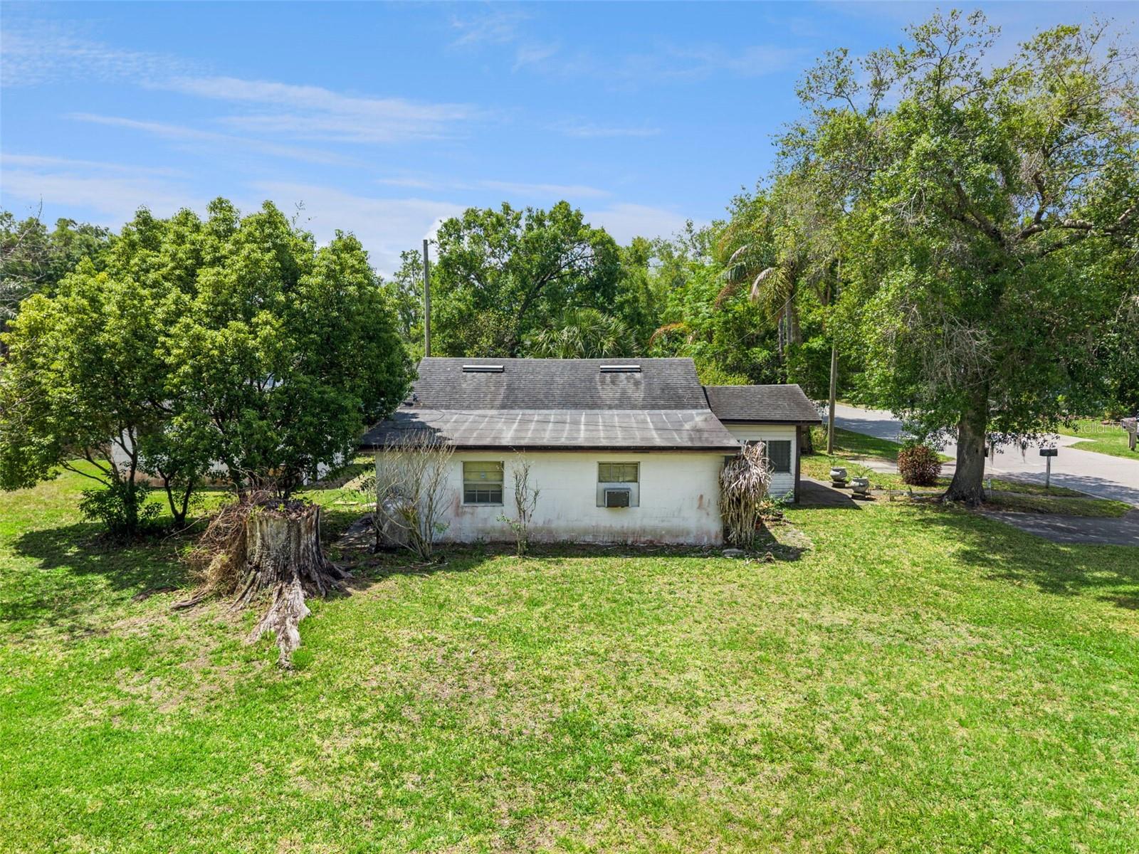 PONCE DE LEON - Residential