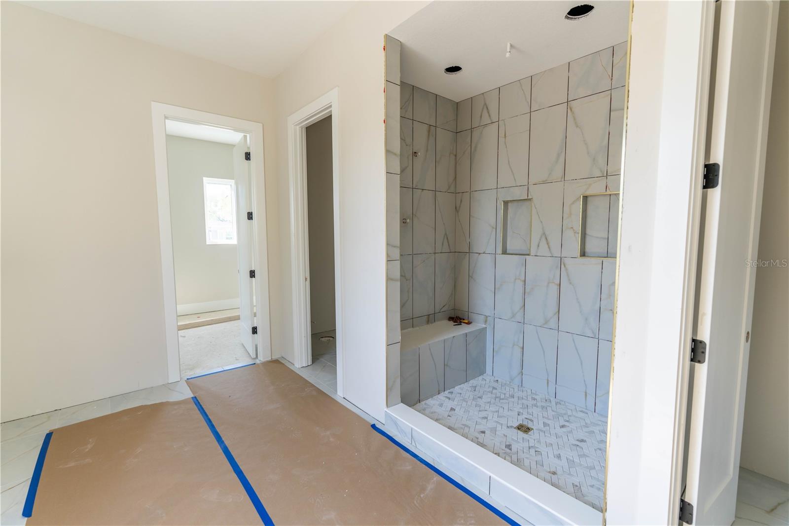 HENDERSON BEACH - Residential