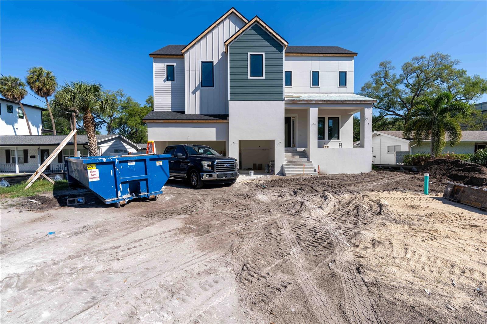 4713 W ESTRELLA STREET