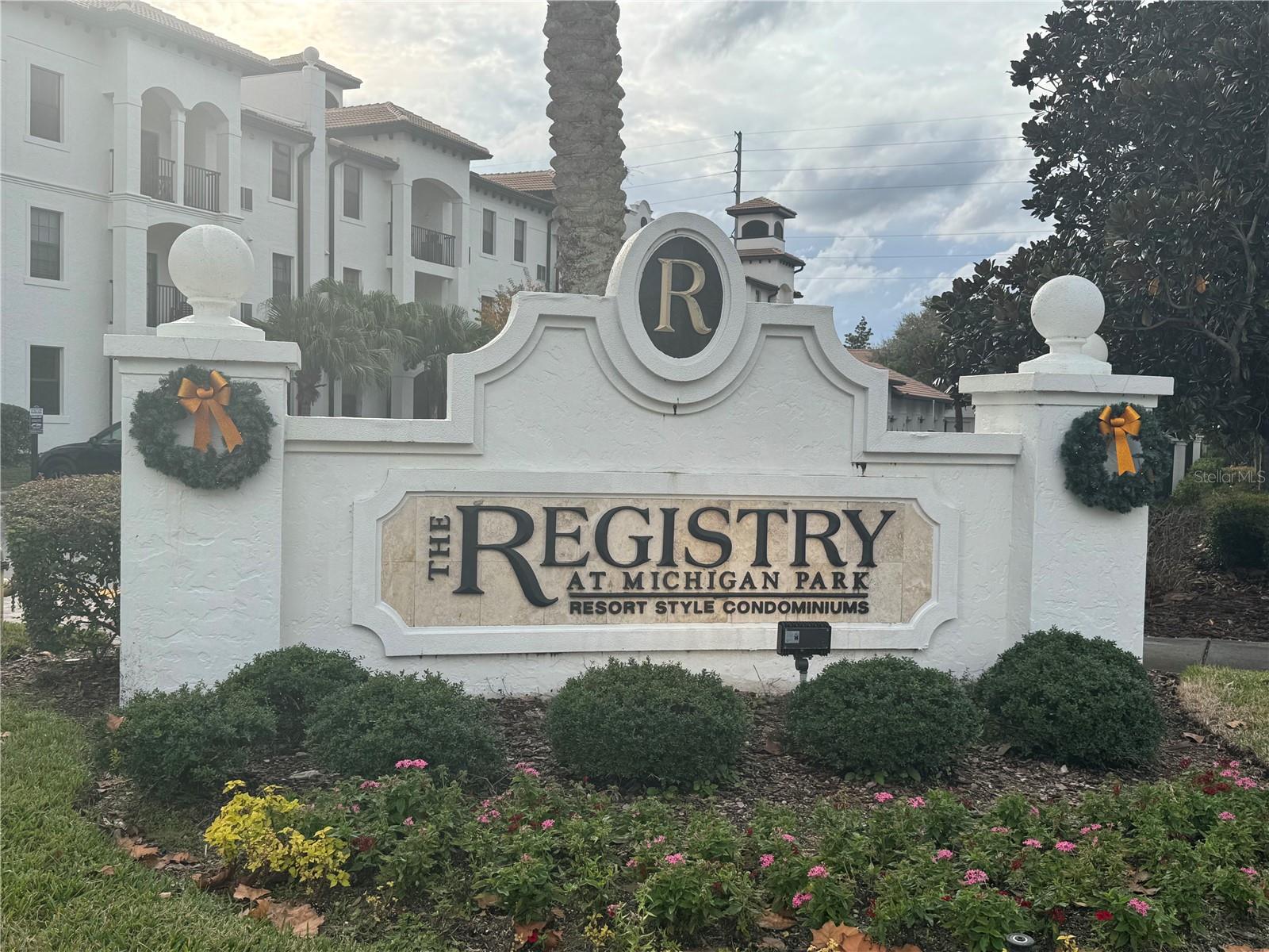 REGISTRY/MICHIGAN PARK CONDO - Residential Lease