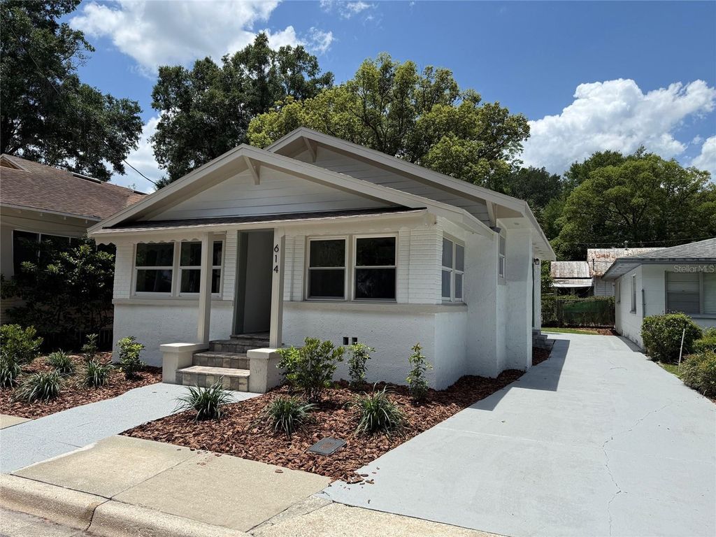 Photo of 614 NW 4th Street, Gainesville, FL 32601 (MLS # GC540615)