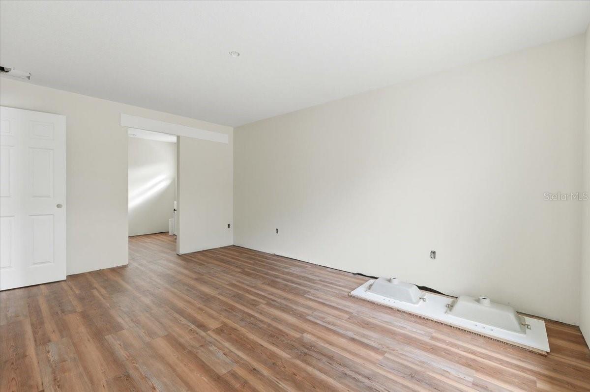 AUBURNDALE HEIGHTS - Residential