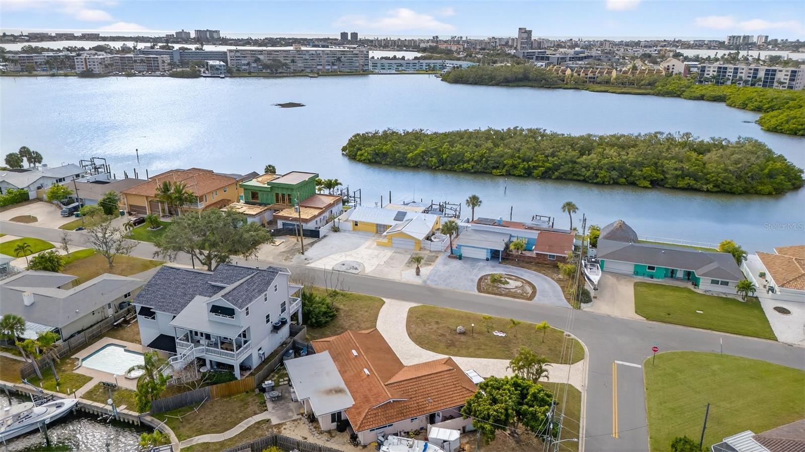 PASADENA GOLF CLUB ESTATES SEC 4 - Residential