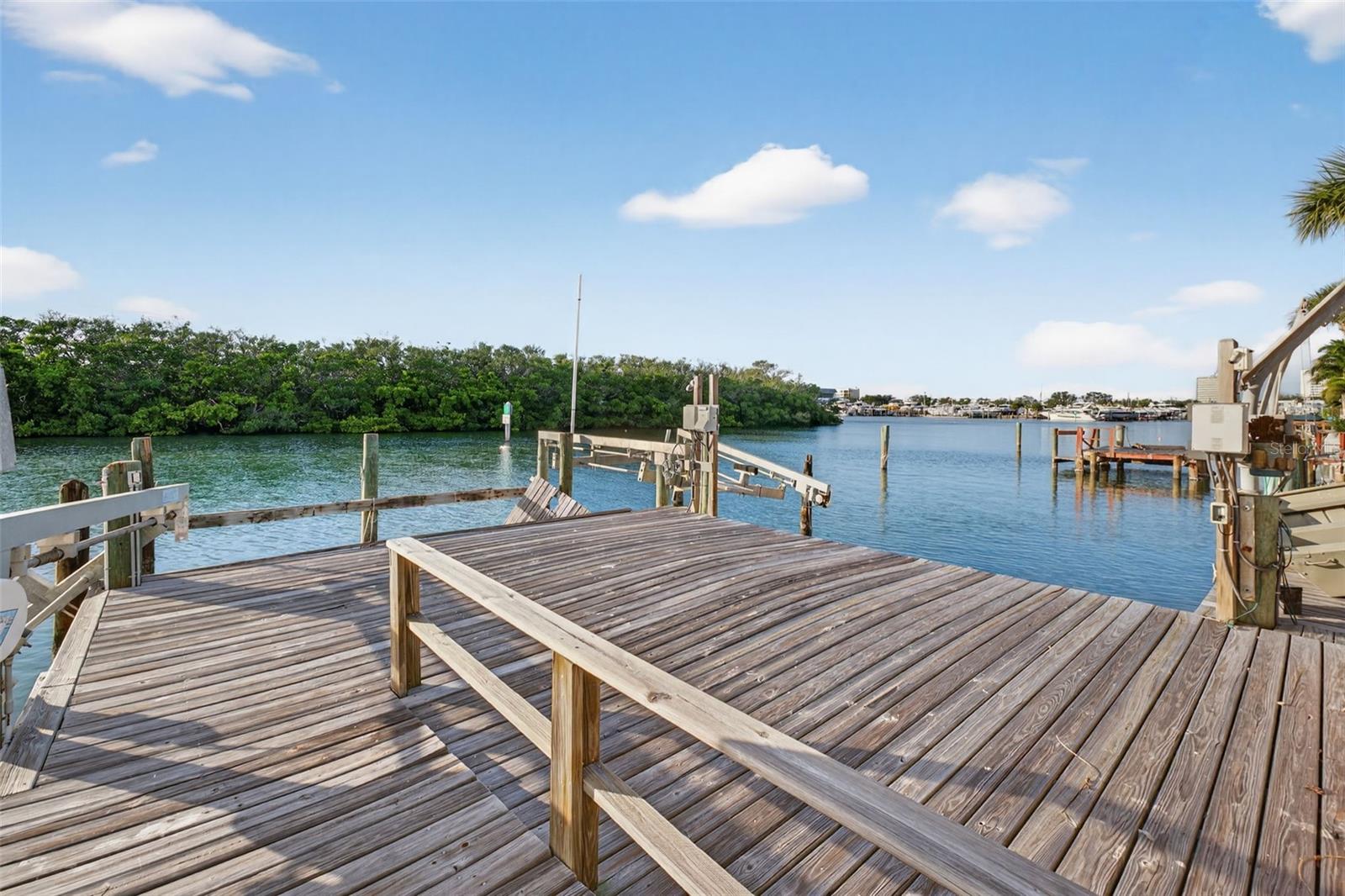 PASADENA GOLF CLUB ESTATES SEC 4 - Residential