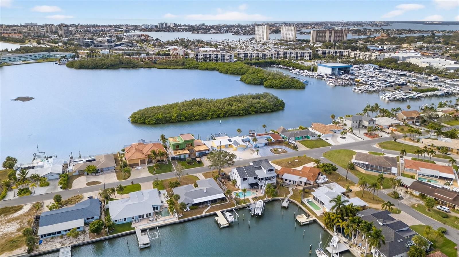 PASADENA GOLF CLUB ESTATES SEC 4 - Residential