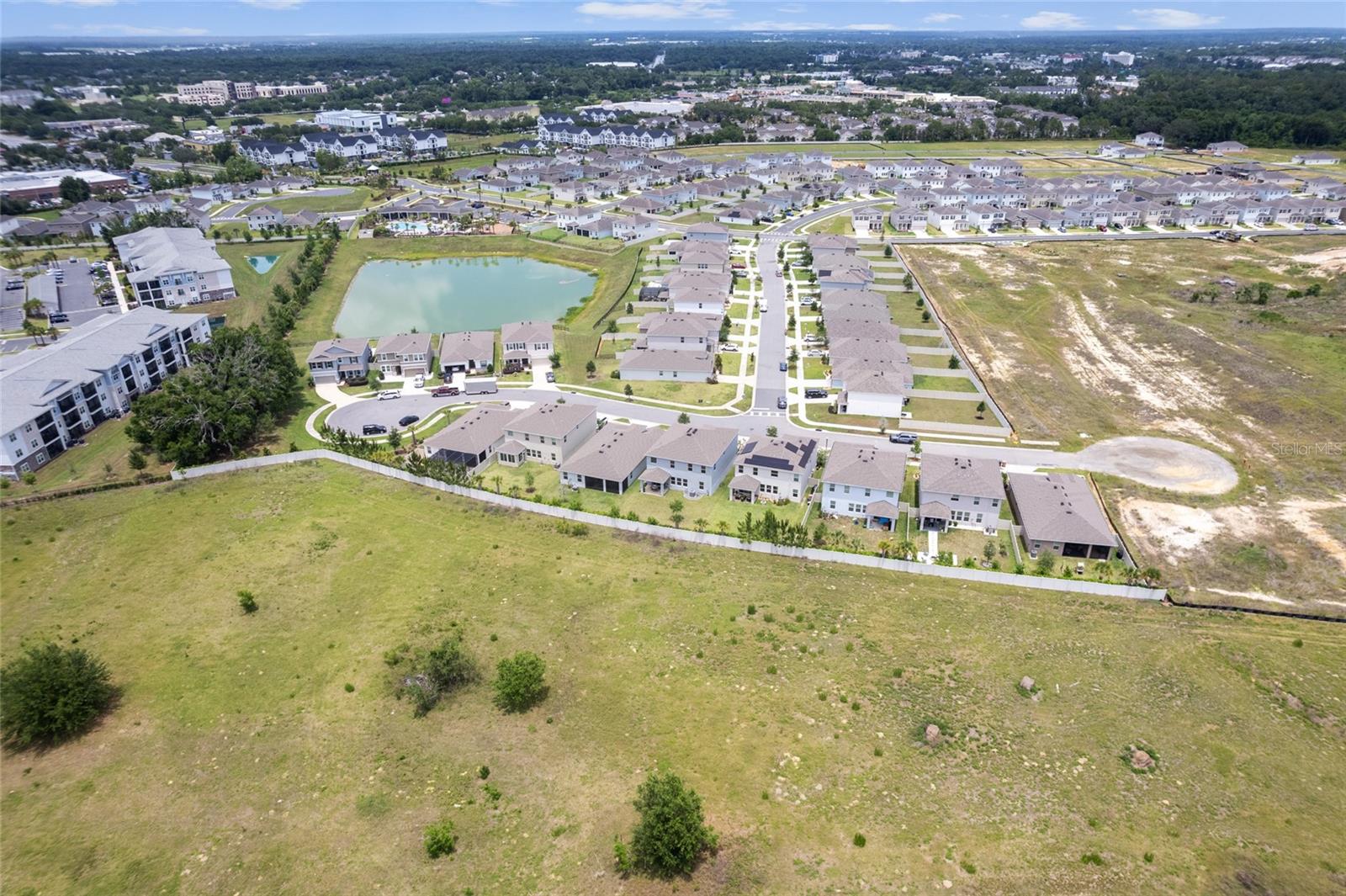 RIDGE AT HEATHBROOK - Residential