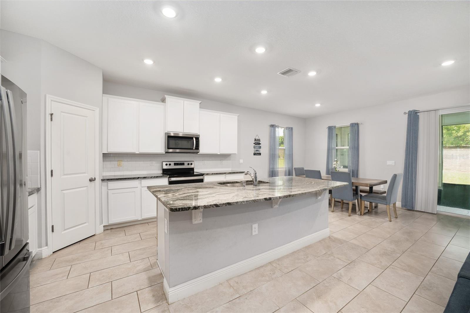 RIDGE AT HEATHBROOK - Residential