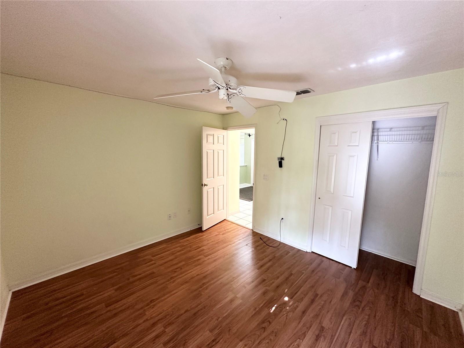 PINE LAKES - Residential