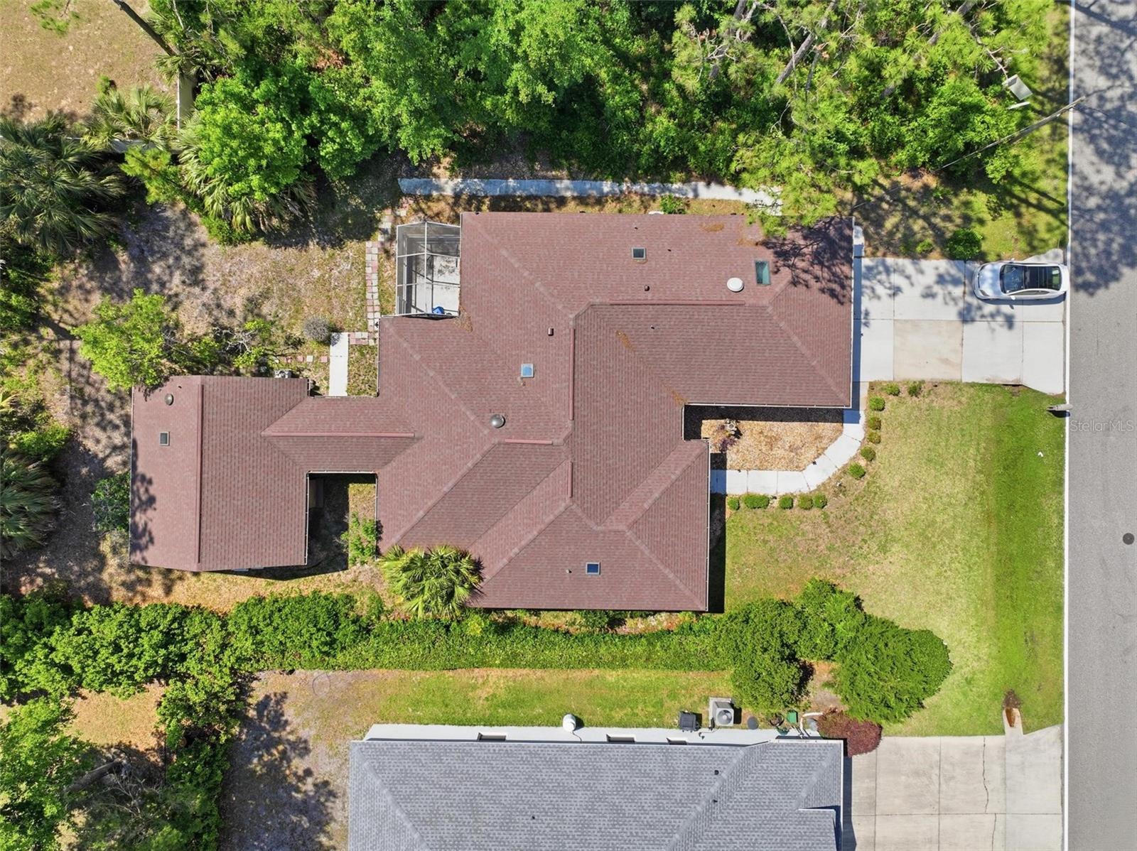 PINE LAKES - Residential