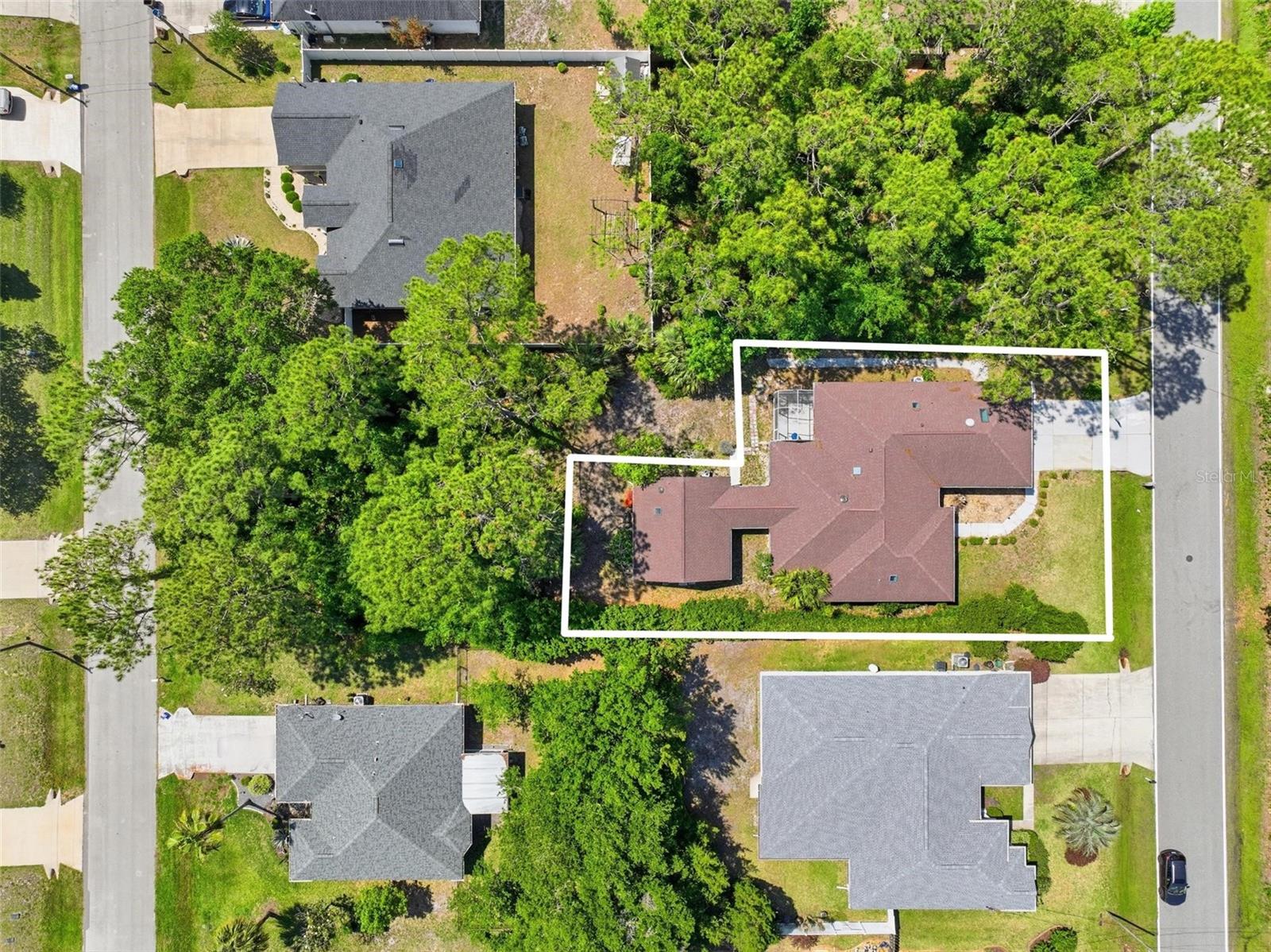 PINE LAKES - Residential