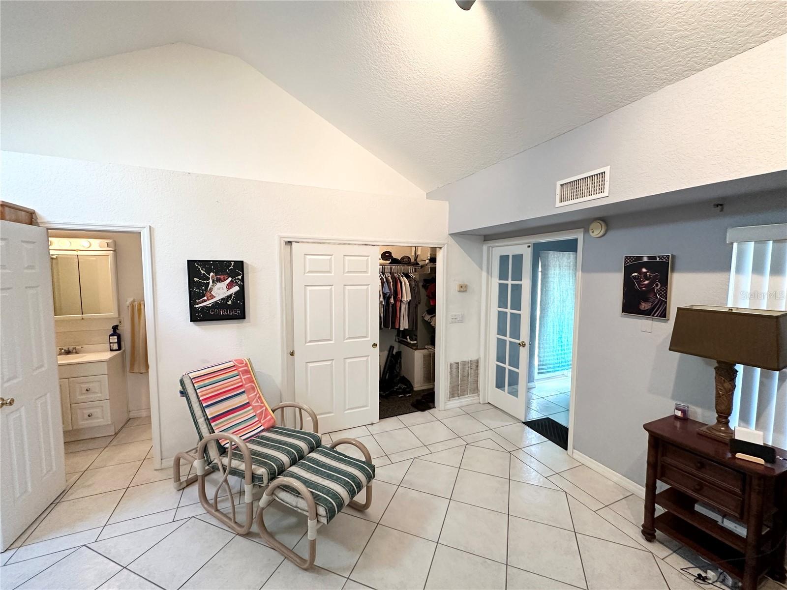 PINE LAKES - Residential