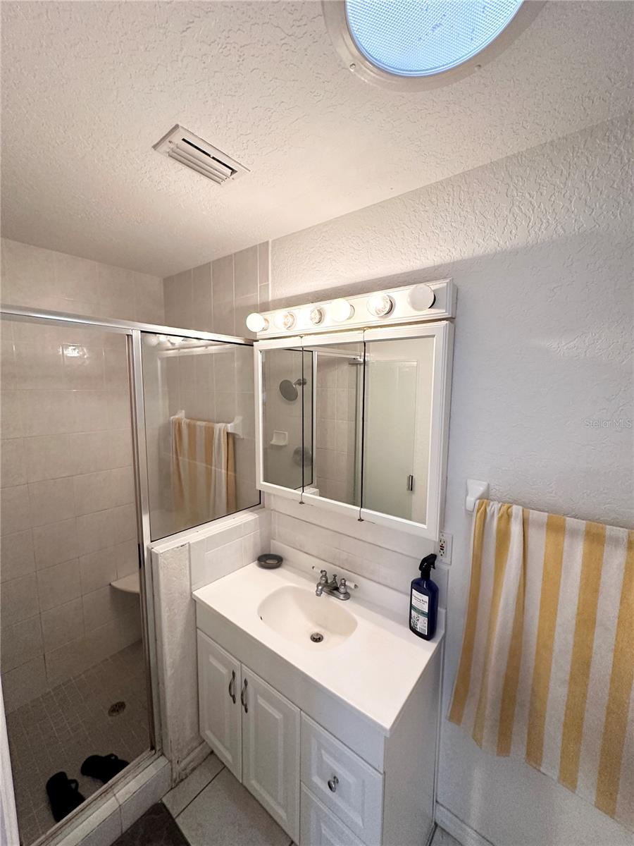 PINE LAKES - Residential