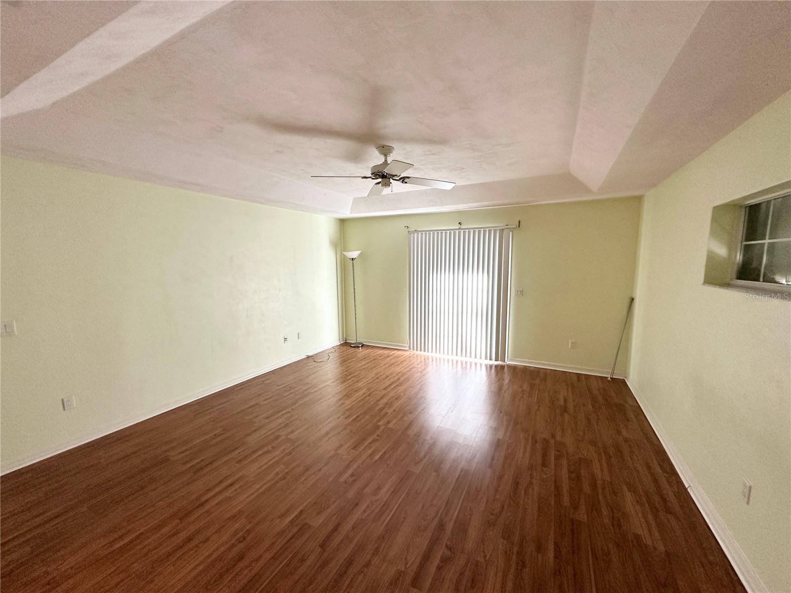 PINE LAKES - Residential