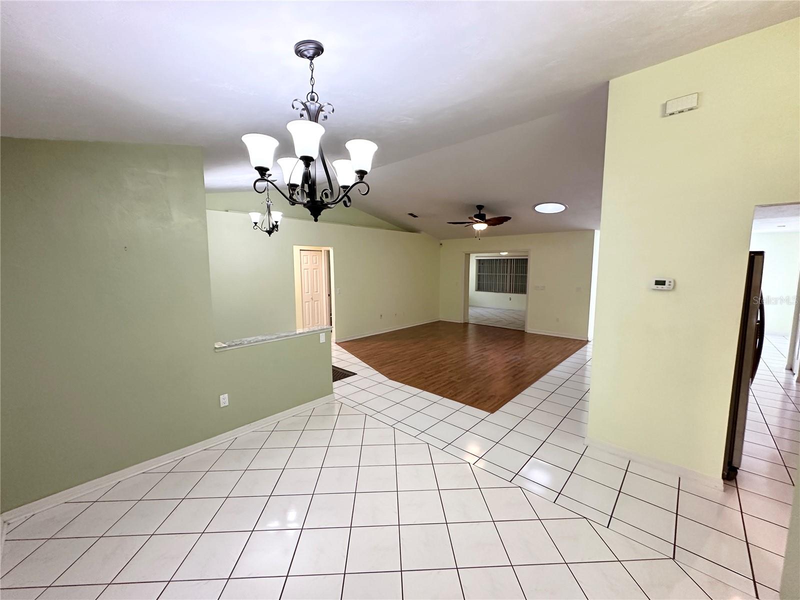 PINE LAKES - Residential