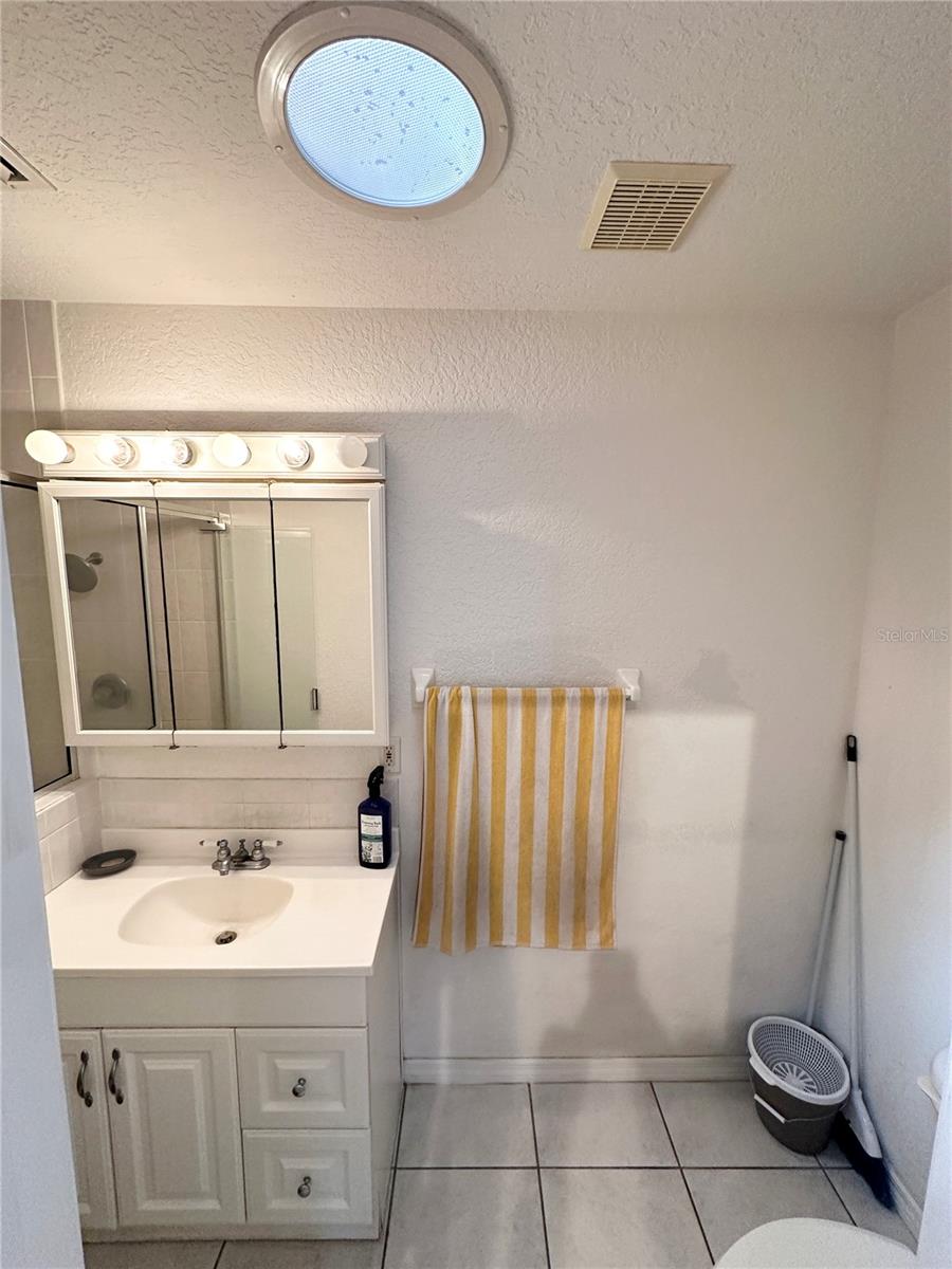 PINE LAKES - Residential