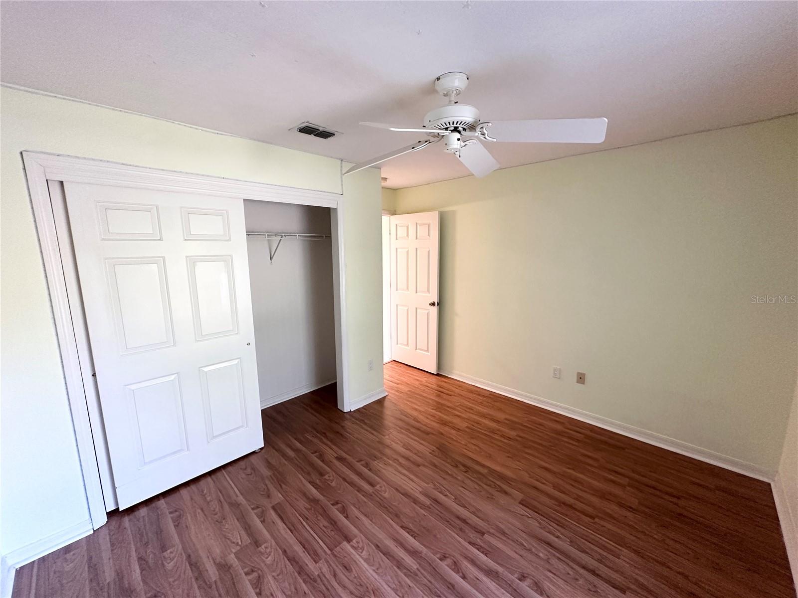 PINE LAKES - Residential