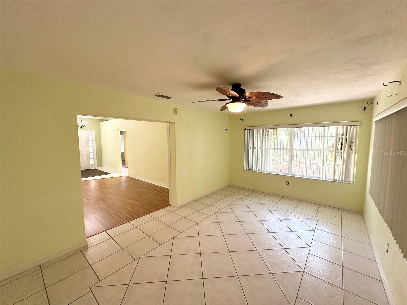 PINE LAKES - Residential