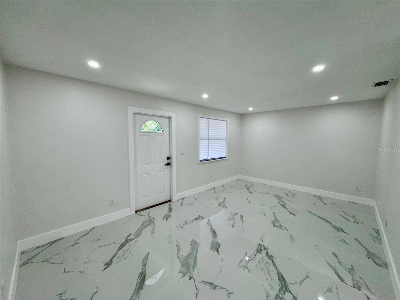 390 HAZEL CIRCLE