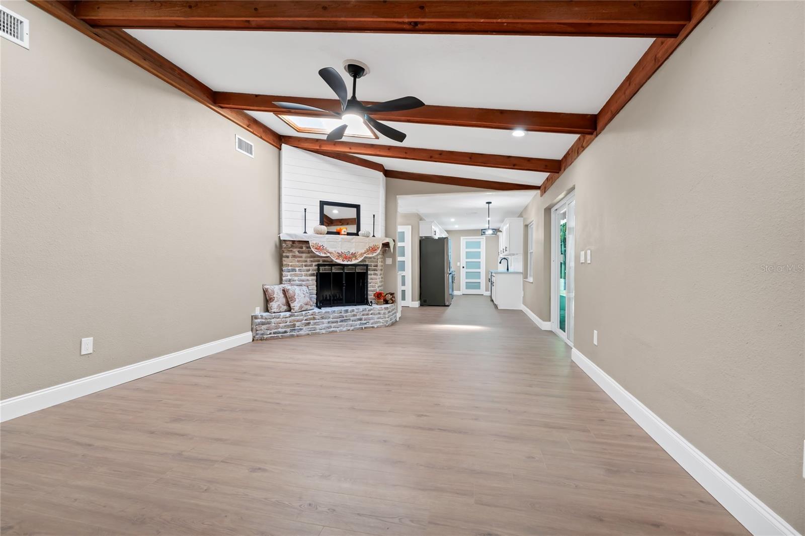 1713 WIND WILLOW ROAD