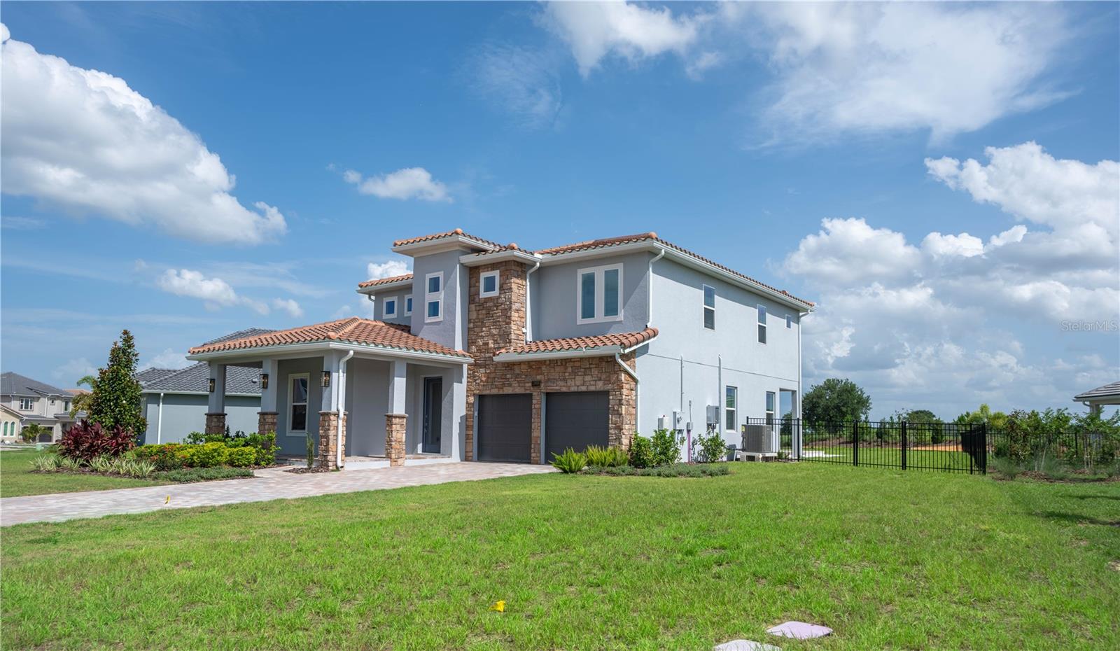 15600 VETTA DRIVE