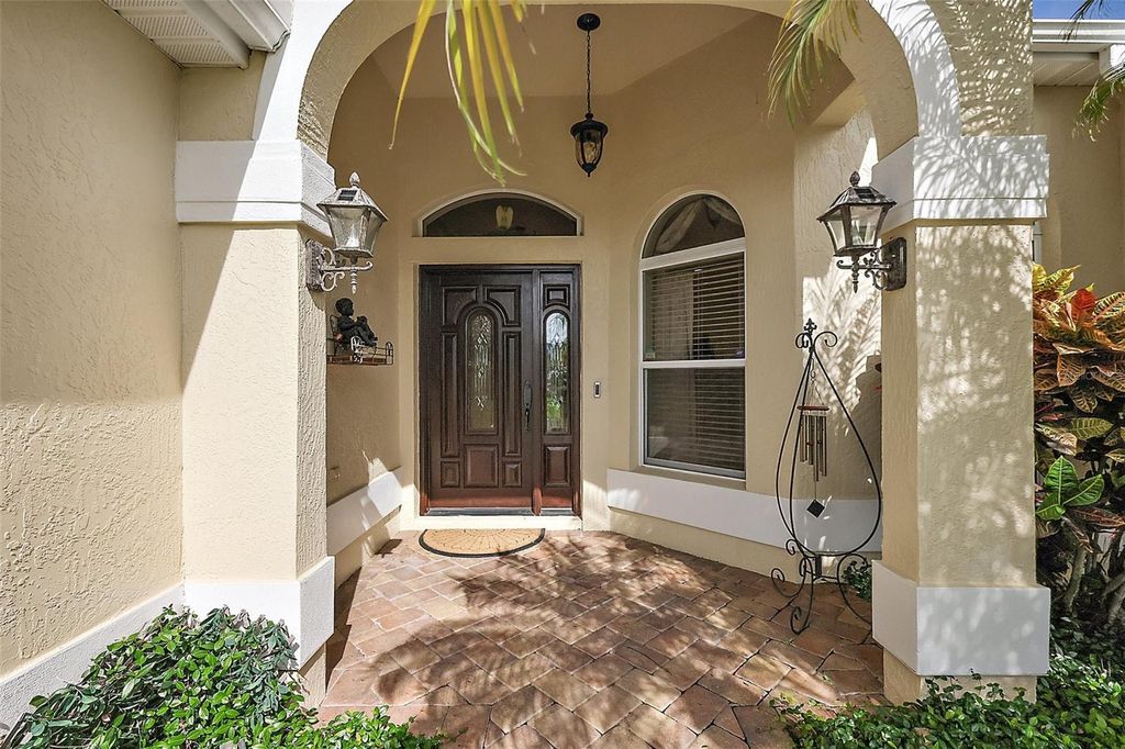 Photo of 752 Maybank Loop, The Villages, FL 32162 (MLS # G5099328)