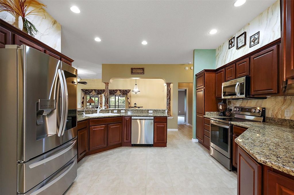 Photo of 752 Maybank Loop, The Villages, FL 32162 (MLS # G5099328)