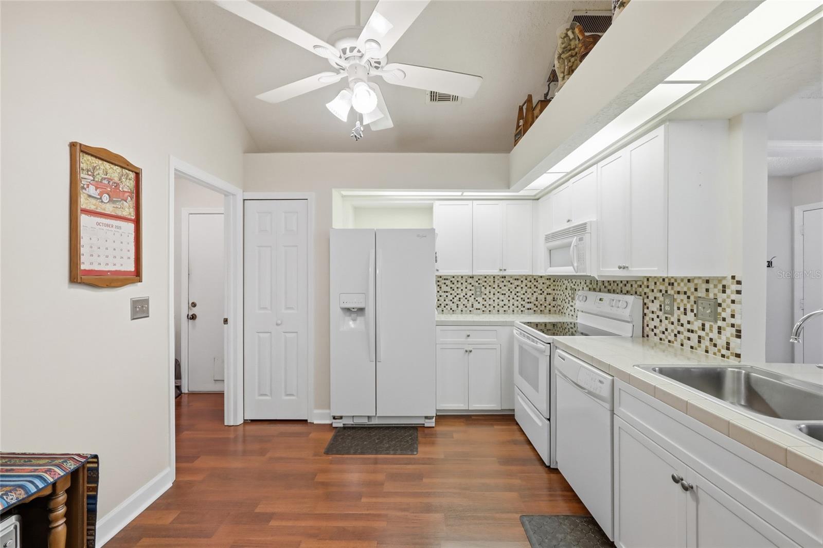 WEDGEWOOD GRVS UN #I - Residential