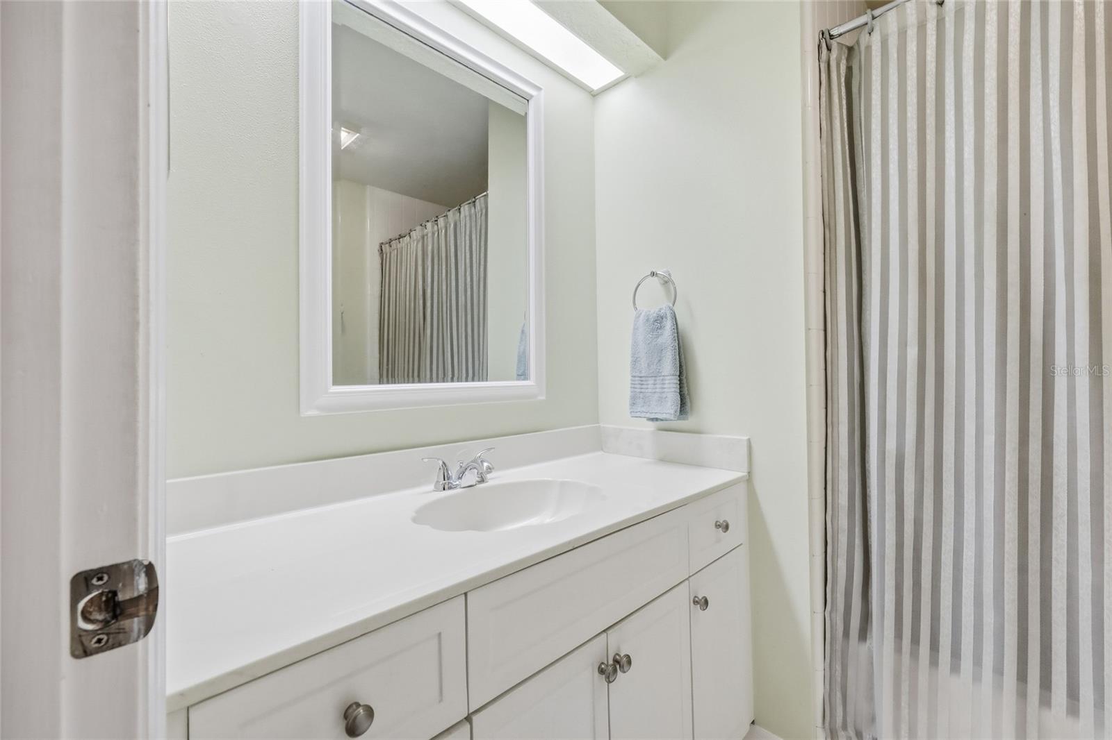 WEDGEWOOD GRVS UN #I - Residential