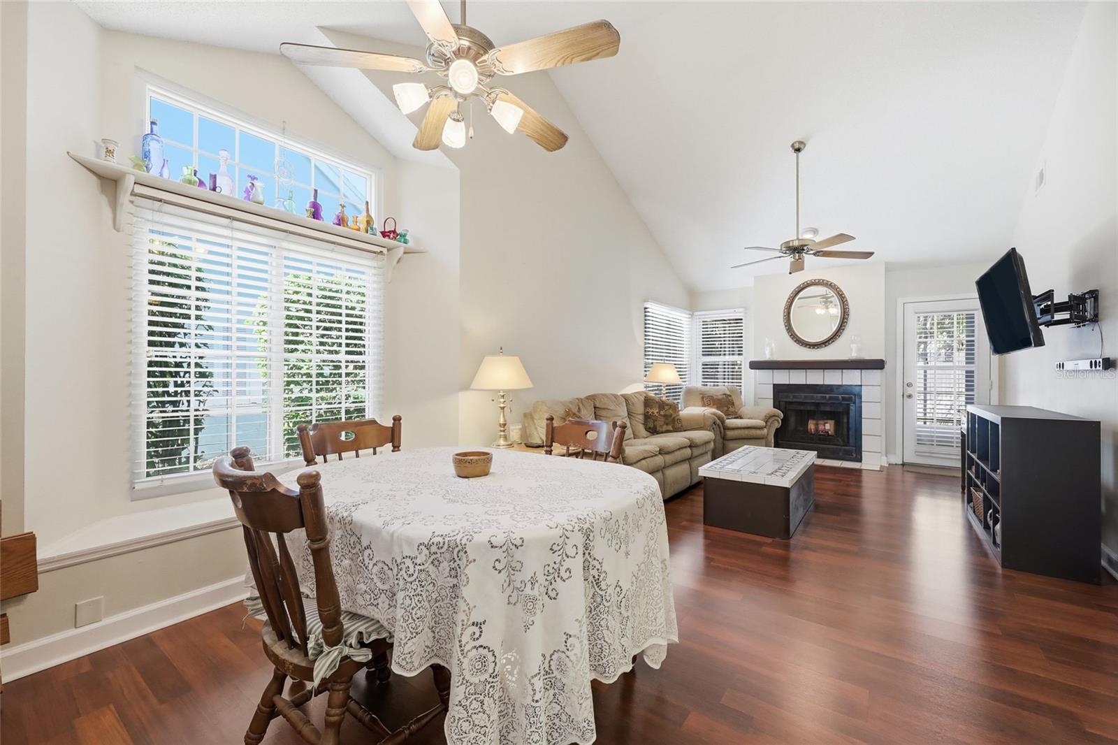 WEDGEWOOD GRVS UN #I - Residential