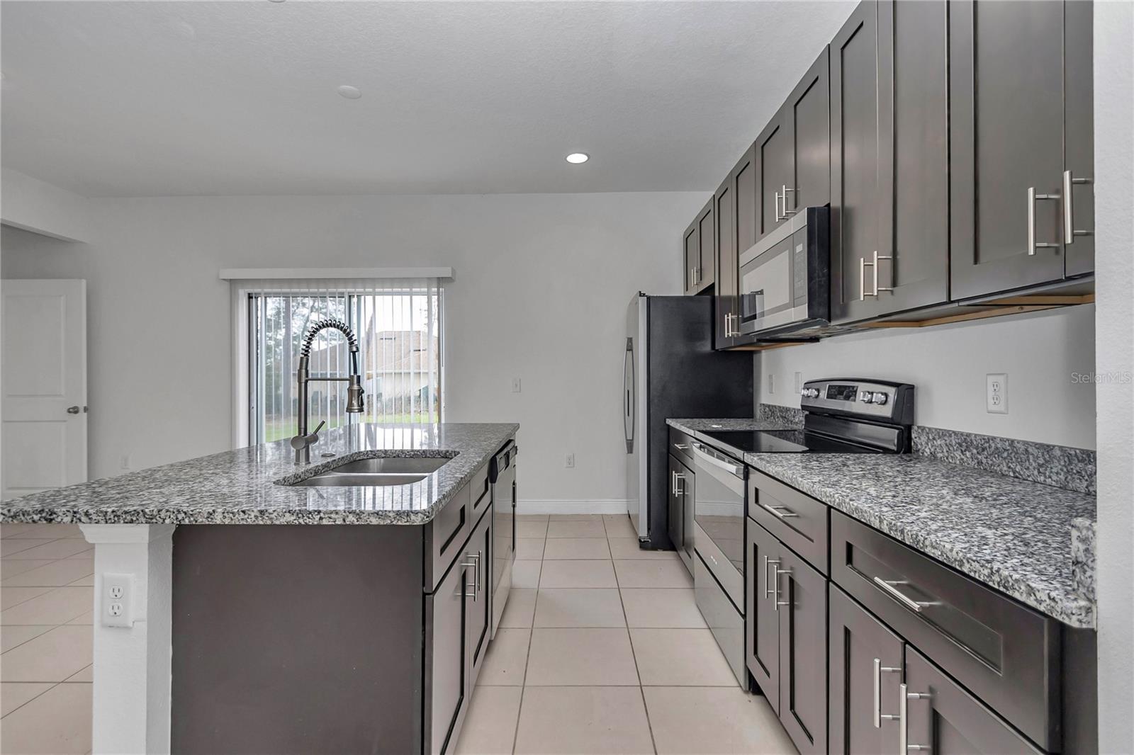 MARION OAKS UN 07 - Residential