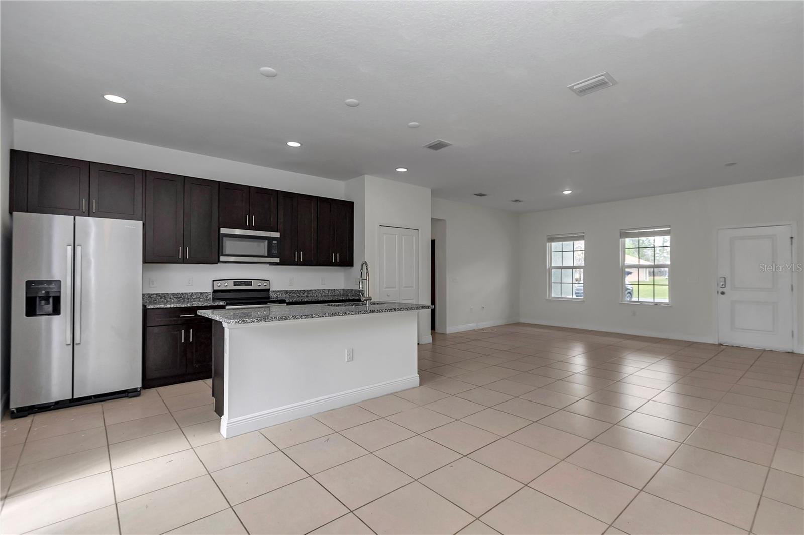 MARION OAKS UN 07 - Residential