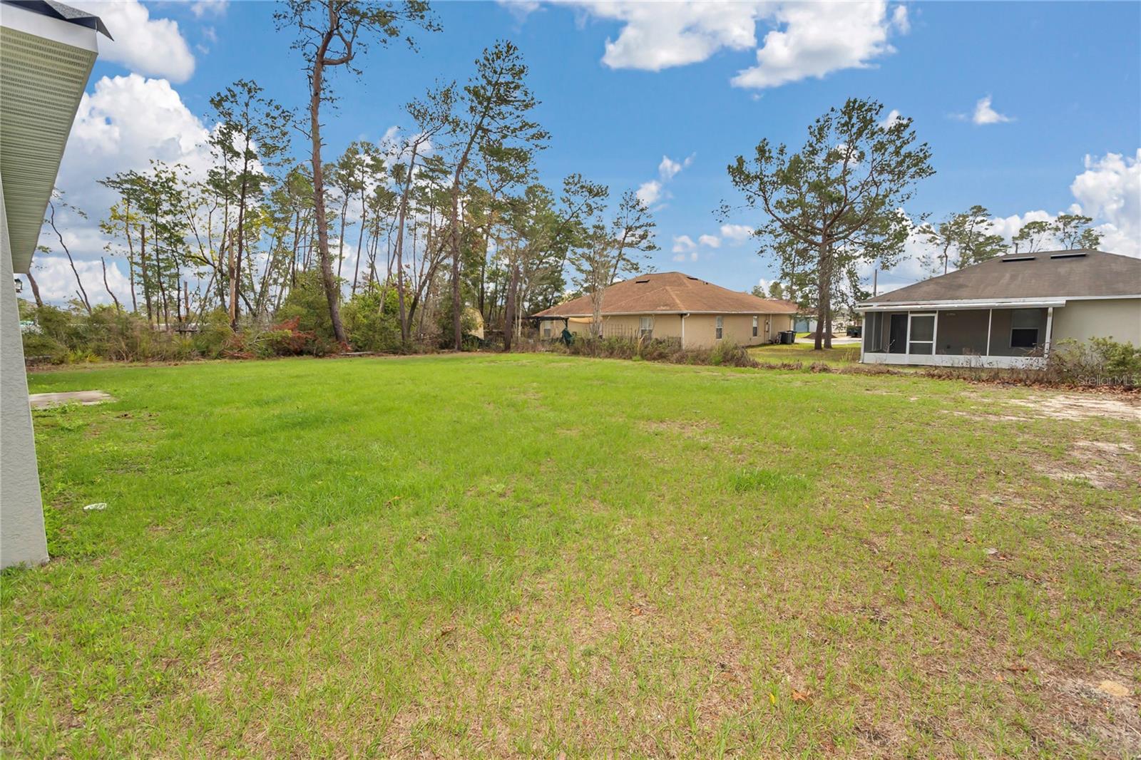 MARION OAKS UN 07 - Residential