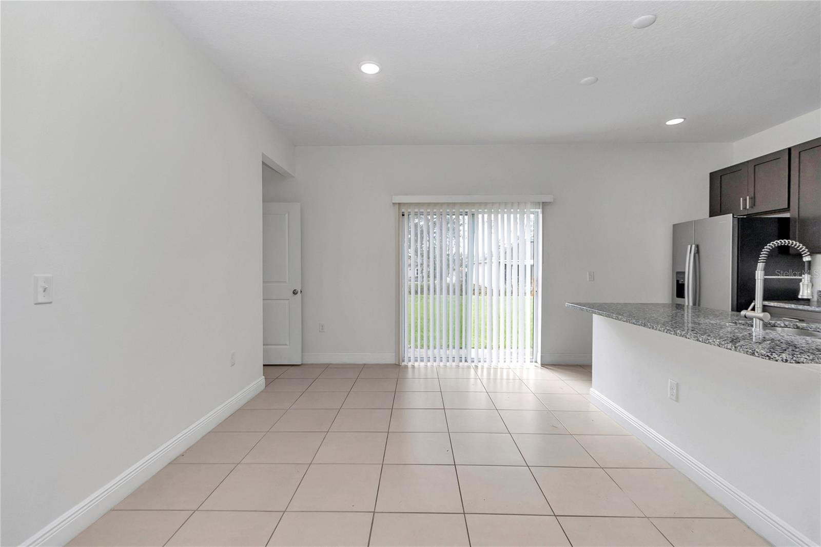 MARION OAKS UN 07 - Residential