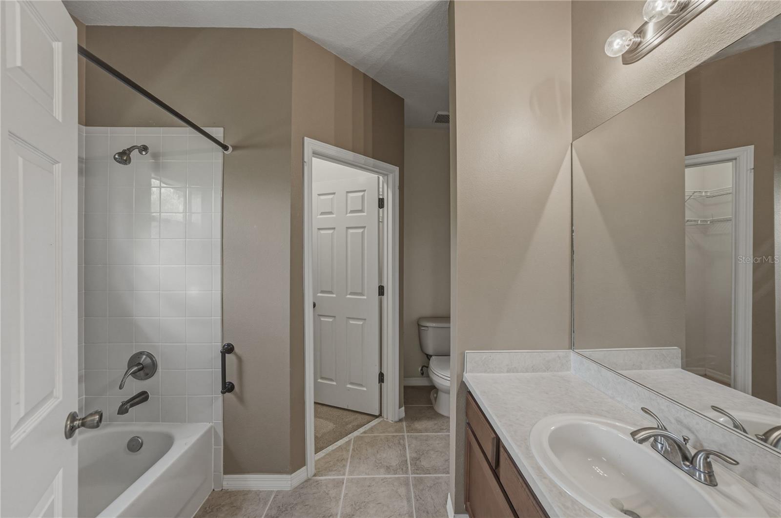 MEADOW POINTE PRCL 16 UNIT 3B - Residential